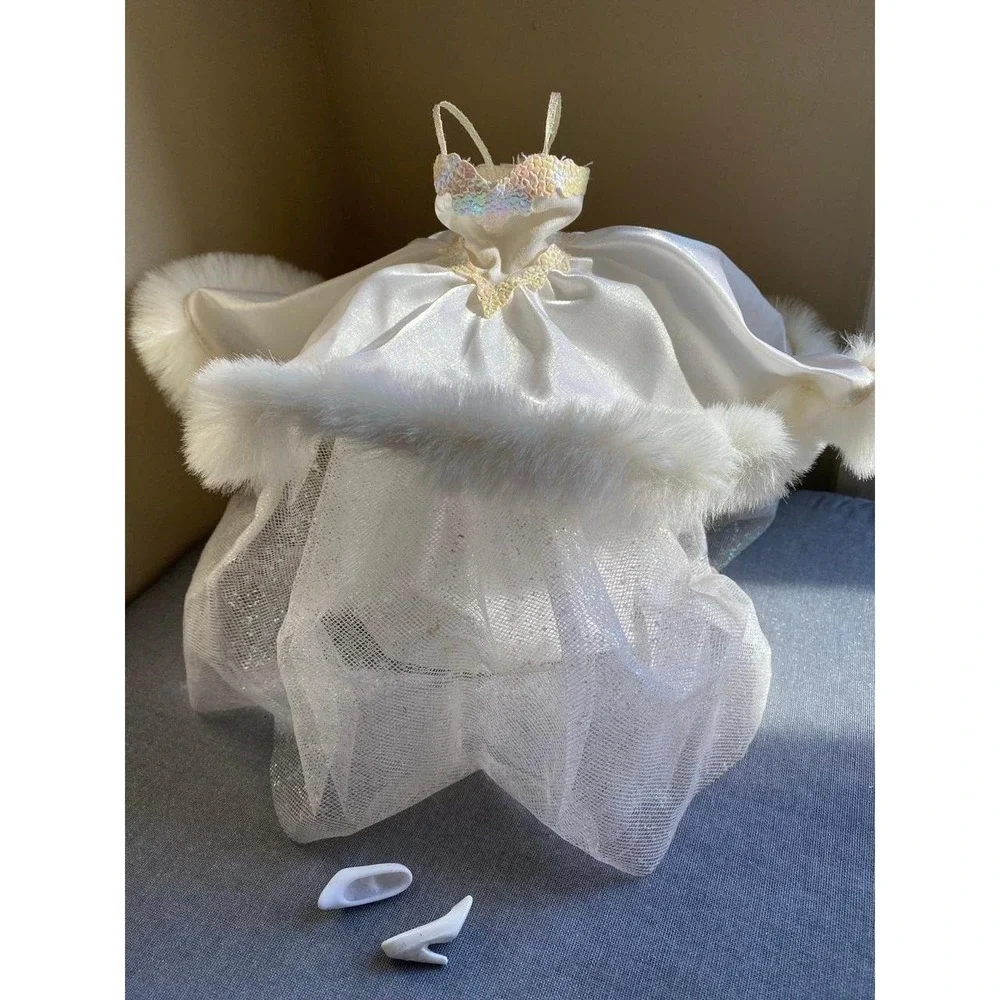 Barbie Doll Dress Happy Holiday 1989 Mattel Dress & Shoes s31